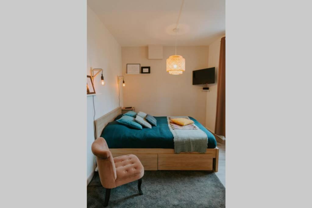 Les Berges Du Roubion Studio Cosy Et Moderne Montélimar Exterior photo